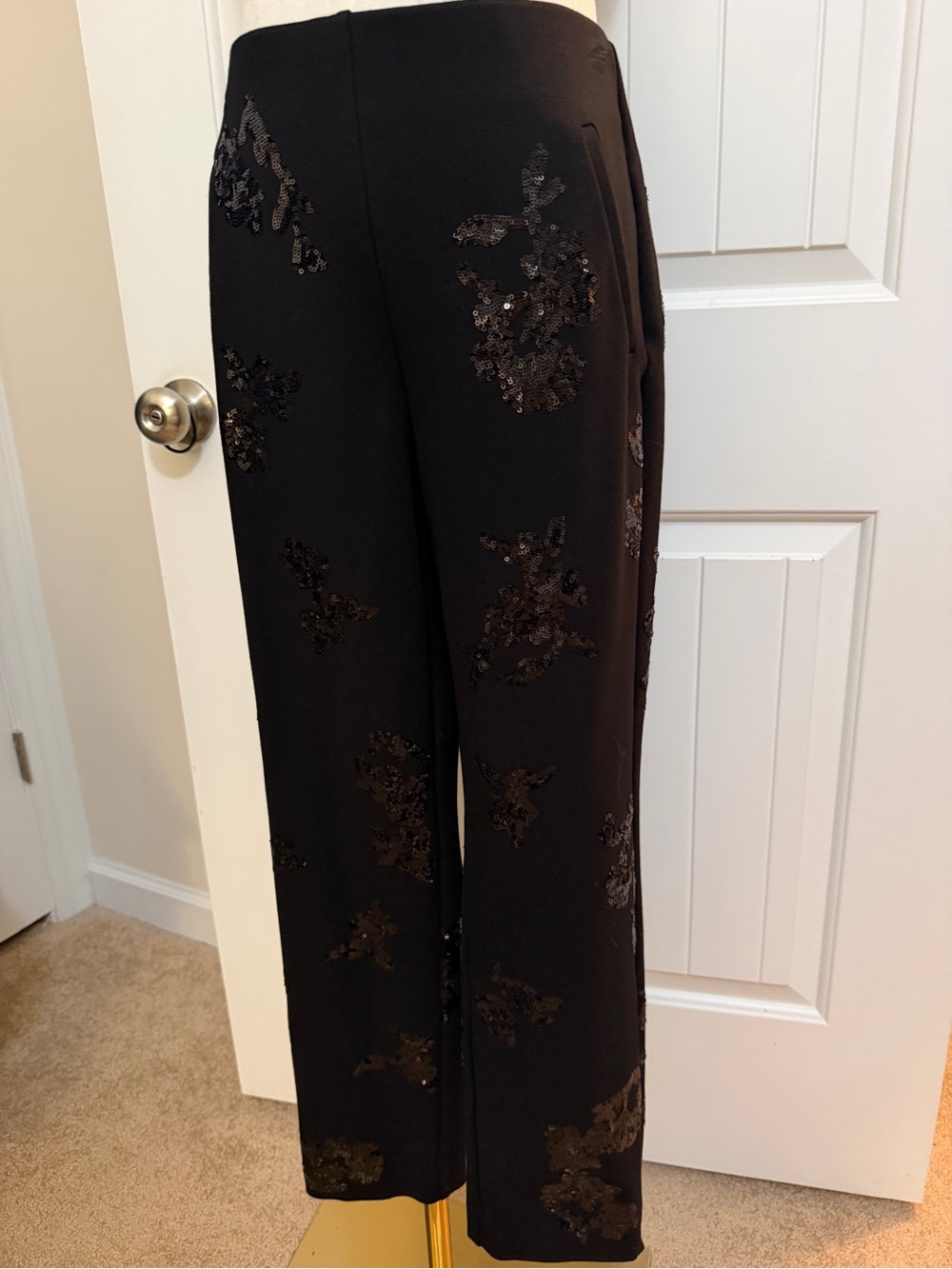 Chico's Black Straight-Leg Stretch Pull On Ponte Pants with Sequin Accents 1.5